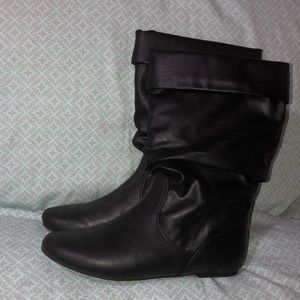 SODA Women's Comfortable Flat Mid Calf Boot